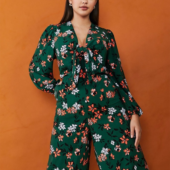 Eloquii green floral tie front jumpsuit size 14 - Picture 3 of 3